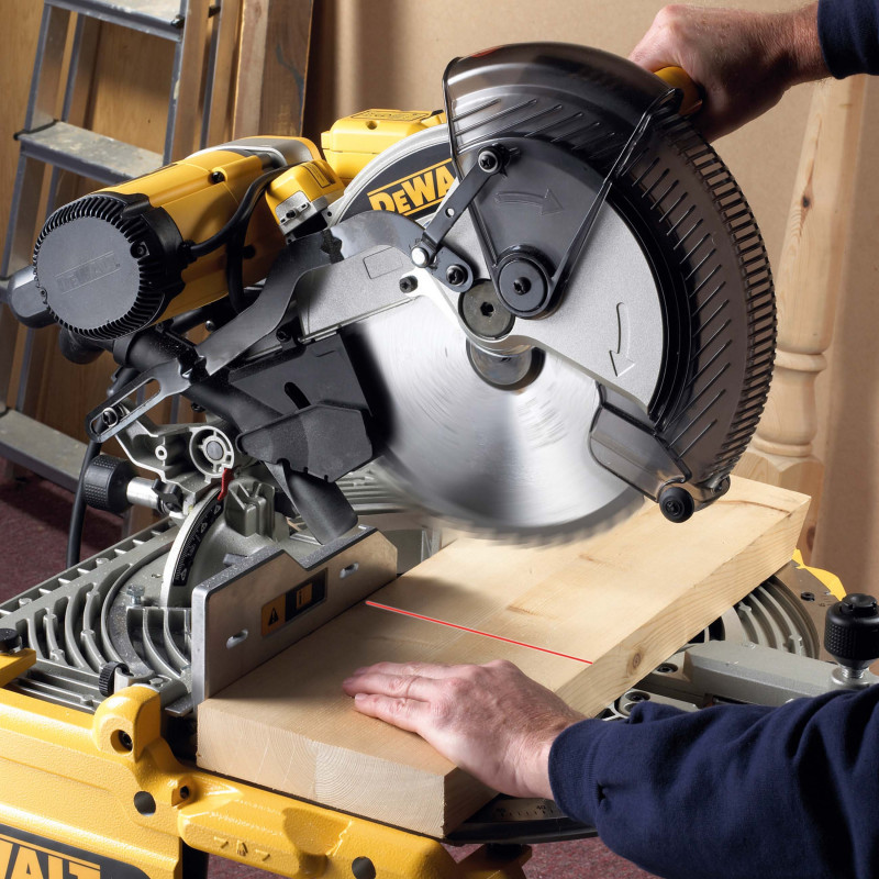 Scie à onglets à table retournable 305 mm avec  Système XPS - DEWALT | D27107XPS