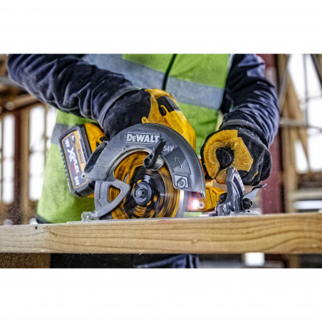 Scie Circulaire 2.0 XR FLEXVOLT 54V Brushless 190 mm Sans batterie ni chargeur - Dewalt | DCS578NT